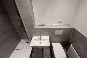Herrliche Aussichten-nicht nur vom Balkon! 6-Zimmer-Residenz, Erstbezug nach Modernisierung, 2 Bäder – Goltsteinstr. 93, 50968 Bayenthal, Köln – Vorschaubild 5