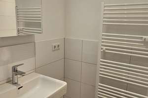 Sonnige 3 Zi-Whg. mit Süd-Balkon, Parkett, hochwertige Renovierung – 40217 Friedrichstadt, Düsseldorf – Vorschaubild 14
