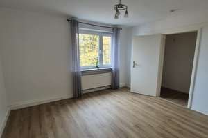 Preisgünstige, renovierte 3-Zimmerwohnung in Zentrumsnähe  in ruhigem Mehrfamilienhaus – Elberfelderstrasse 99, 42853 Scheid, Remscheid – Vorschaubild 5