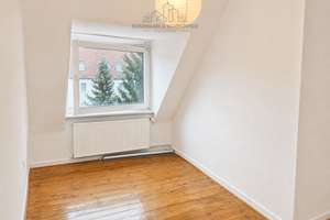 Gemütliche Stadtwohnung mit Holzdielen und Badewanne im beliebten Pelikanviertel – Die vollständige Adresse der Immobilie erhältst du vom Anbieter., 30177 List, Hannover – Vorschaubild 2