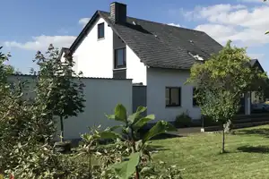 Großzügiges, freistehendes Einfamilienhaus in Simmern, Hunsrück – Rhein-Hunsrück-Kreis – Vorschaubild 1