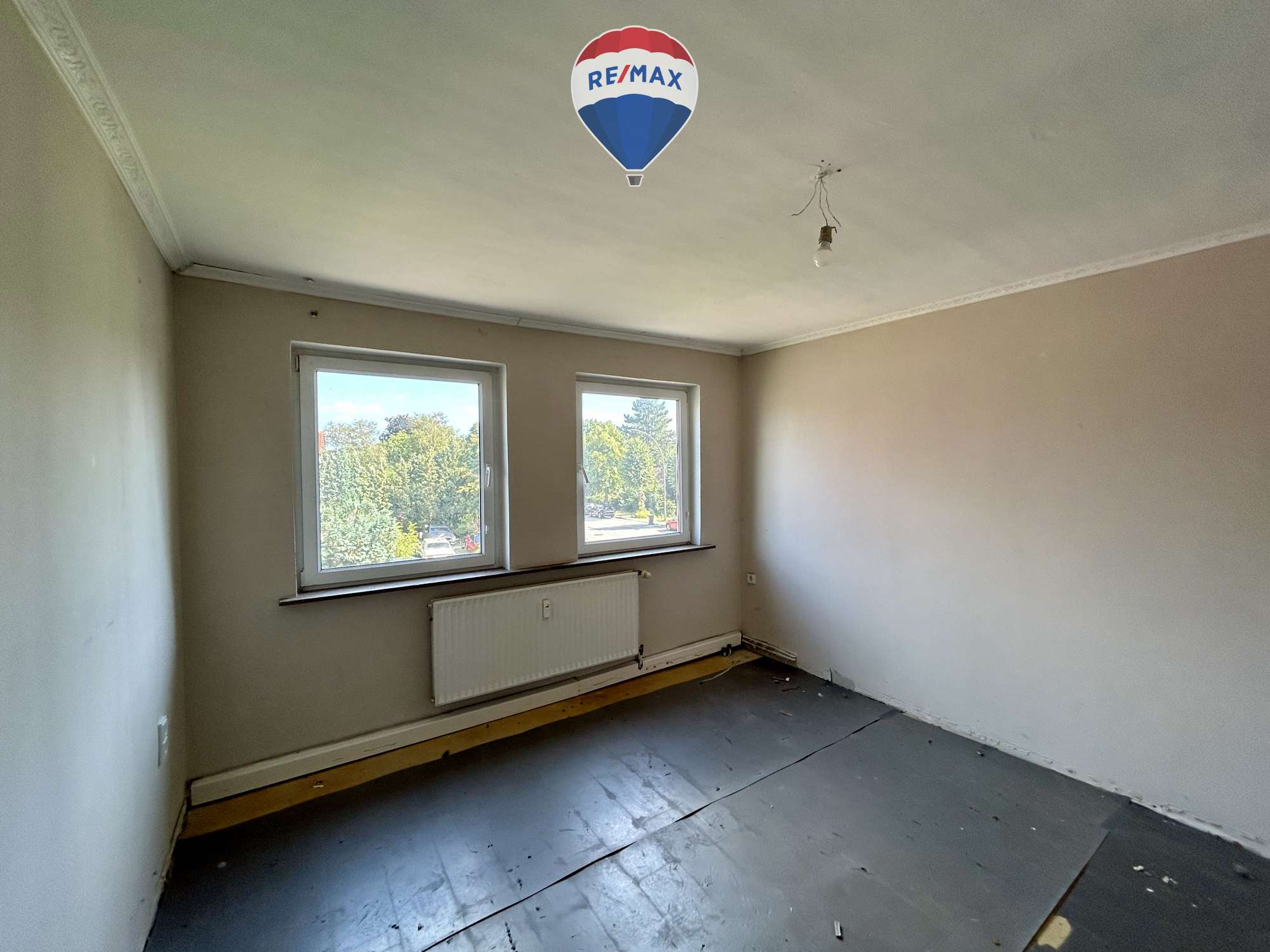 Großzügiges Zweifamilienhaus mit viel Potenzial - zur Eigennutzung oder Anlage, Hamburg – Bild 2