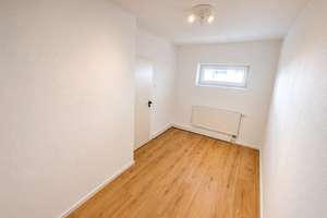 Frisch renovierte 2-Zimmer-Wohnung mit moderner Einbauküche in Hannover-Ricklingen – Henckellweg 4, 30459 Ricklingen (Ortsteil), Hannover – Vorschaubild 8