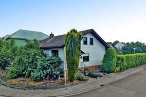 Viel Platz für Ihre Wohnträume: Freistehendes Einfamilienhaus mit Gartenpotenzial in Rheinhausen – Die vollständige Adresse der Immobilie erhältst du vom Anbieter., 68794 Oberhausen-Rheinhausen – Vorschaubild 17