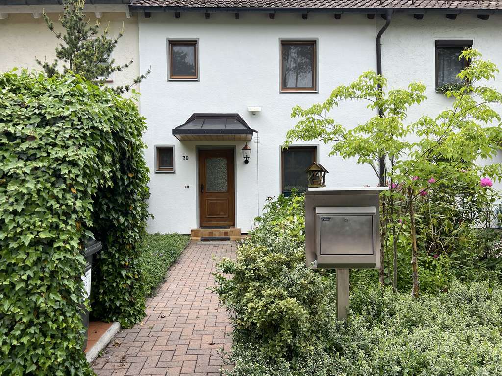 Immobilie in Geretsried - REIHENMITTELHAUS ZUM WÜHLFÜHLEN –  AUS GUTEN HÄNDEN! - Bild 0