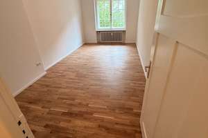 in Berlin-Steglitz,  ruhige 2 Zimmer Eigentumswohnung – Die vollständige Adresse der Immobilie erhältst du vom Anbieter., 12247 Steglitz, Berlin – Vorschaubild 15