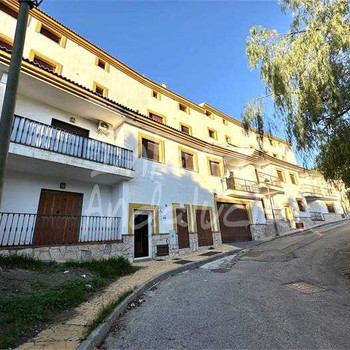 Immobilien zum Verkauf in Alcaucín