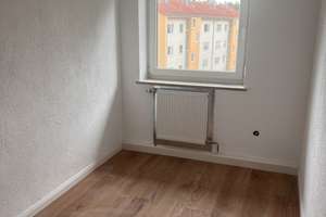 4-Zimmer-Wohnung mit Balkon, 74 m² – Nähe Hauptbahnhof Ingolstadt Kernsaniert & großzügig: 4-Zimmer – Wertingerstrasse 28, 85053 Südost, Ingolstadt – Vorschaubild 9
