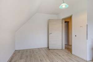 Wohnen und Wohlfühlen: Renoviertes Einfamilienhaus mit Garten und Kamin – Die vollständige Adresse der Immobilie erhältst du vom Anbieter., 50374 Erftstadt – Vorschaubild 7