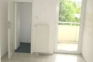 Vermietete 2-Raum-Wohnung mit Tageslichtbad, Balkon und Stellplatz als Kapitalanlage! – 9130 Yorckgebiet, Chemnitz – Vorschaubild 6