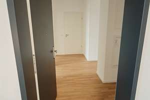 Exklusives Wohnen mit Seeblick 3-Zimmer-Wohnung am ALBERTUSSEE – Am Albertussee 3-18, 40549 Heerdt, Düsseldorf – Vorschaubild 3