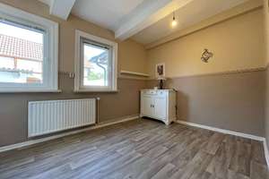 Besondere Doppelhaushälfte mit Garage, Werkstatt, Innenhof und Ausbaureserve in Gebhardshagen – 38229 Gebhardshagen, Salzgitter – Vorschaubild 3