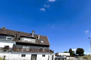 AUF DEM EHRENBERG - LÄNDLICHES EINFAMILIENHAUS MIT GARAGE, TERRASSE UND GRÜNFLÄCHE – Die vollständige Adresse der Immobilie erhältst du vom Anbieter., 42389 Langerfeld-Beyenburg, Wuppertal – Vorschaubild 7