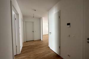 3-Zi.-Whg., 77,44 qm im 3. OG - SÜD STADT MITTE - ZUHAUSE MITTEN IN NEU-ULM – Die vollständige Adresse der Immobilie erhältst du vom Anbieter., 89231 Neu-Ulm – Vorschaubild 2