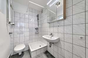 Between the Rhine Riverside & the Vibrant Neustadt District – Bright and Inviting 2-Room Apartment – Die vollständige Adresse der Immobilie erhältst du vom Anbieter., 55118 Neustadt, Mainz – Vorschaubild 7