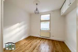 Atemberaubendes Dreifamilienhaus mit Garten, Terrasse und Loggia – Die vollständige Adresse der Immobilie erhältst du vom Anbieter., 42389 Langerfeld-Beyenburg, Wuppertal – Vorschaubild 21