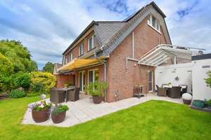 Top-gepflegtes Haus in toller Wohnlage – Die vollständige Adresse der Immobilie erhältst du vom Anbieter., 47228 Bergheim, Duisburg – Vorschaubild 1