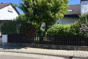 Ruhige teilmöblierte Wohlfühl-DHH im Ingolstädter Westen / Gerolfing – Die vollständige Adresse der Immobilie erhältst du vom Anbieter., 85049 West, Ingolstadt – Vorschaubild 4