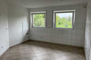 **Renoviertes,  großzügiges Reihenmittelhaus in Leverkusen Kursiefen** – Kursiefer Weg 12, 51375 Leverkusen – Vorschaubild 11