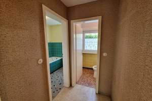 Erdgeschosswohnung sofort beziehbar! Gepflegtes Zweifam.-Haus mit Doppelgarage und Garten in ruhiger – Die vollständige Adresse der Immobilie erhältst du vom Anbieter., 97500 Ebelsbach – Vorschaubild 20