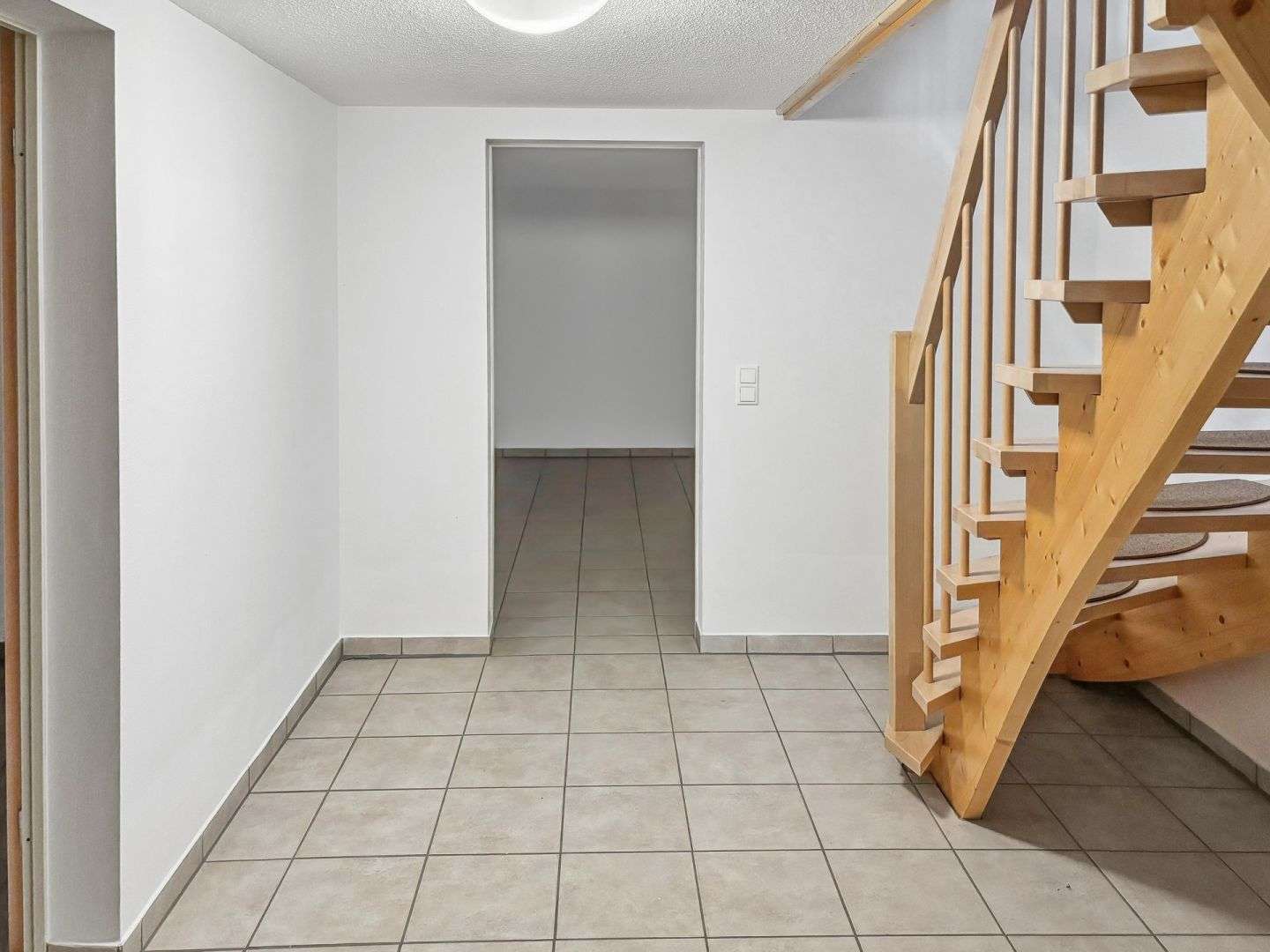 Immobilie in Kulmain - Attraktive Doppelhaushälfte zum Eigenbezug oder als Kapitalanlage in Kulmain - Bild 11