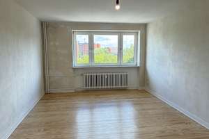 WG-geeignete 2-Zimmerwohnung in HAW-Nähe – Masurenring 1, 24149 Neumühlen-Dietrichsdorf, Kiel – Vorschaubild 1