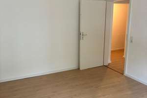 Wohnung mit 4 Zimmern und praktischer Aufteilung für Sie frisch renoviert im Grünen – Spichernstraße 63, 47137 Untermeiderich, Duisburg – Vorschaubild 7