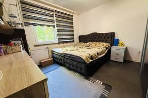 Bonn Duisdorf: Eine ca 80m² große Etagenwohnung mit 4 zimmer und Balkon zu verkaufen! – Die vollständige Adresse der Immobilie erhältst du vom Anbieter., 53123 Duisdorf, Bonn – Vorschaubild 5