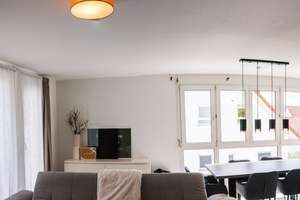 3,5 Zimmerwohnung mit Blick in die Weinberge - stadtnah und doch im Grünen - – Die vollständige Adresse der Immobilie erhältst du vom Anbieter., 70329 Obertürkheim (Ortsteil), Stuttgart – Vorschaubild 3