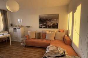 Zentral in Düsseldorf: 2-Zimmer-Wohnung mit Balkon – Kölner Straße 49, 40211 Stadtmitte, Düsseldorf – Vorschaubild 1