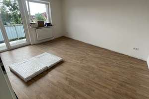 sanierte 2 Zimmer-Wohnung mit Balkon im Zentrum von Urbach