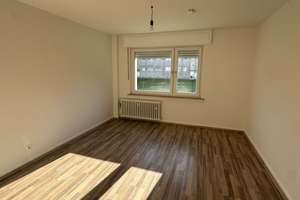 Erdgeschoss! Sanierte 2Zimmerwohnung mit Balkon – Hölderlinstraße 18, 47226 Rheinhausen-Mitte, Duisburg – Vorschaubild 4