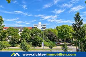 Südbalkon, Einbauküche, Tiefgarage und zwei Zimmer – 68165 Schwetzingerstadt/Oststadt, Mannheim – Vorschaubild 3