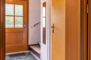Seltene Gelegenheit in München-Allach: Fünfparteienhaus mit traumhaftem Grundstück, Pool und Garten – Die vollständige Adresse der Immobilie erhältst du vom Anbieter., 80999 Untermenzing, München – Vorschaubild 11