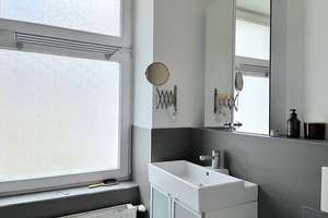 Ruhiges 2 Zimmer Apartment Altbau renoviert am Tempelhofer Feld – Die vollständige Adresse der Immobilie erhältst du vom Anbieter., 12049 Neukölln (Ortsteil), Berlin – Vorschaubild 5