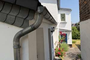 Gemütlicher Altbau - Einbauküche - eigener Gartenanteil - Freisitz!! – Bonner Talweg 315, 53129 Kessenich, Bonn – Vorschaubild 2