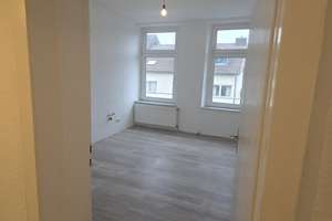Helle 3-Zimmer-Wohnung ( 70 m²) mit hohen Decken und großen Fenstern in ruhiger Lage – Die vollständige Adresse der Immobilie erhältst du vom Anbieter., 47137 Untermeiderich, Duisburg – Vorschaubild 8