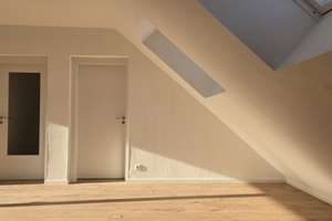 Helle 4,5-ETW im 4. OG mit Dachterrasse in N-Glockenhof (PROVISIONSFREI !) – Keplerstraße 2, 90478 Glockenhof, Nürnberg – Vorschaubild 8
