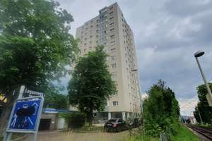 10.OG in Stuttgart-Giebel, VERMIETETE, gut geschnittene 2-Zimmer Wohnung, mit Balkon! – Schildkrötenweg 2, 70499 Bergheim, Stuttgart – Vorschaubild 3