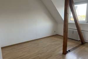 Schöne helle 3-Zimmer Dachgeschosswohnung in Düsseldorf-Hamm mit Balkon – Aderkirchweg 67, 40221 Hamm, Düsseldorf – Vorschaubild 4