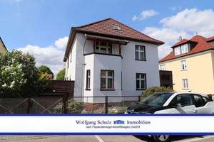 Stilvolle Altbauvilla von 1936 mit 7 Zimmern 188 m² Wohnfläche, ideal als Ein- oder Zweifamilienhaus