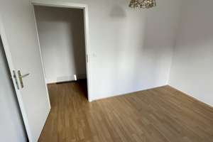 Schöne, geräumige 3-Zimmer Wohnung in Hannover, Nordstadt – Kniestraße 37, 30167 Nordstadt, Hannover – Vorschaubild 2