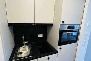 Modernes möbliertes Studio-Apartment mit Balkon und EBK! – Otto-Franke-Straße 45, 12489 Adlershof, Berlin – Vorschaubild 9