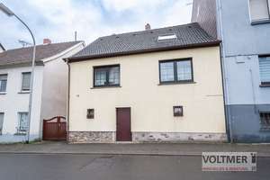 CHARME - Einfamilienhaus mit Terrasse und Garten in Saarbrücken-Herrensohr! – Die vollständige Adresse der Immobilie erhältst du vom Anbieter., 66125 Herrensohr, Saarbrücken – Vorschaubild 1