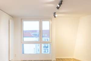 HOMESK - 4-Zimmer-DG-Maisonette-Wohnung mit Aufzug und EBK direkt am U-Bhf. Eberswalder Straße – Schönhauser Allee 143, 10435 Prenzlauer Berg, Berlin – Vorschaubild 5