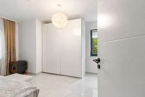 Hochwertig kernsanierte 3-Zimmer-Eigentumswohnung mit offener Wohn/-Essküche, Terrasse & Stellplatz – Nipkowstr. 34-36, 12489 Adlershof, Berlin – Vorschaubild 21