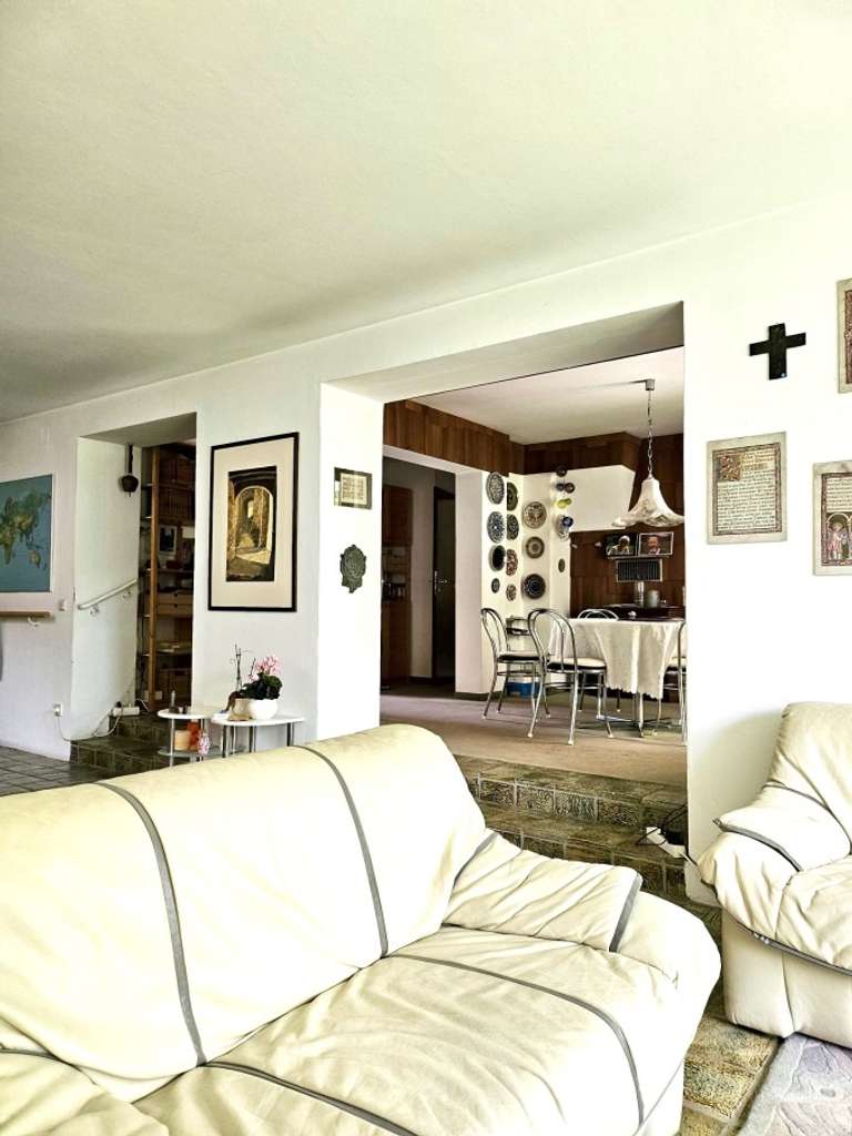 Immobilie in Haar - Charmante DHH mit Garten und Gestaltungspotenzial - Bild 3