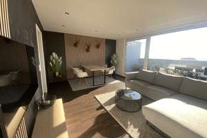 Exklusive Penthouse Wohnung mit traumhaften Ausblick und gehobener Innenausstattung – Die vollständige Adresse der Immobilie erhältst du vom Anbieter., 75179 Arlinger, Pforzheim – Vorschaubild 2