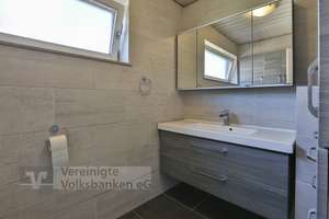 Tolles Haus mit toller Aussicht – Die vollständige Adresse der Immobilie erhältst du vom Anbieter., 72585 Riederich – Vorschaubild 16