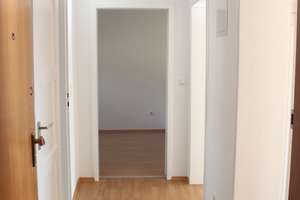Helle 2,5-Zimmer Wohnung im 2. OG in München Laim – Sandrartstrasse 22, 80687 St. Ulrich, München – Vorschaubild 4